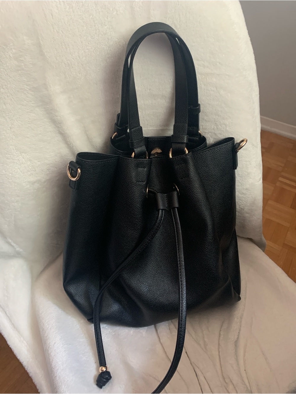 H&M black boat bag tote